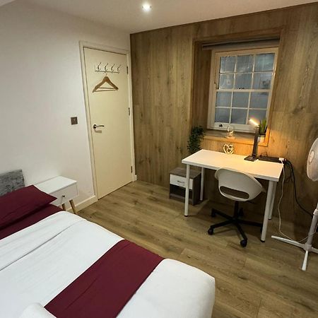 Cozy Two Bedroom Apartment Sleeps 6 Near Camden Market Hw10 Londyn Zewnętrze zdjęcie