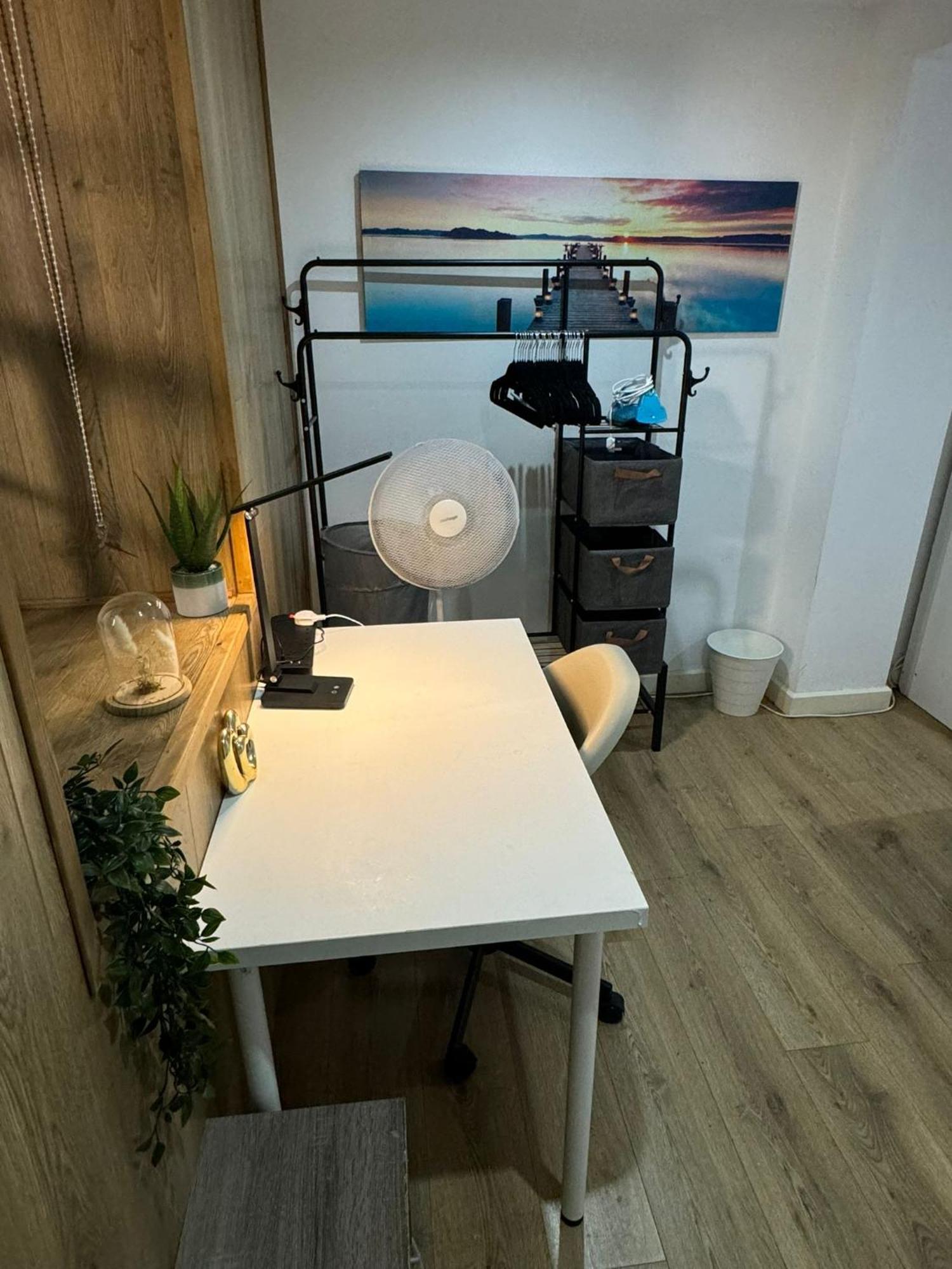 Cozy Two Bedroom Apartment Sleeps 6 Near Camden Market Hw10 Londyn Zewnętrze zdjęcie